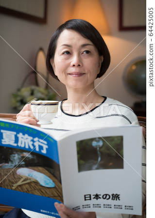 旅遊,女性,旅遊雜誌(虛構雜誌) 旅遊,女性,旅遊雜誌(虛構雜誌) 64425005