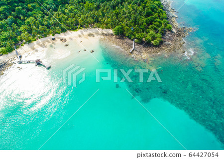 Tropical island with green tree forest white snad Tropical island with green tree forest white snad 64427054