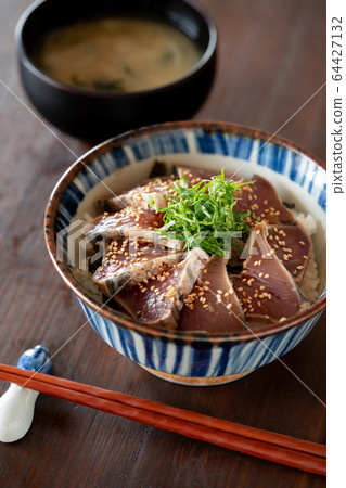 Pickled bonito 64427132