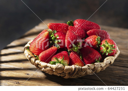 Fresh strawberry Fresh strawberry 64427231