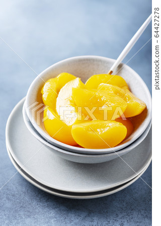 Sweet canned peaches Sweet canned peaches 64427278