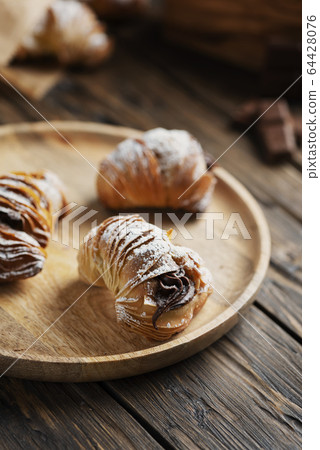 dessert of Naples aragosta dessert of Naples aragosta 64428076