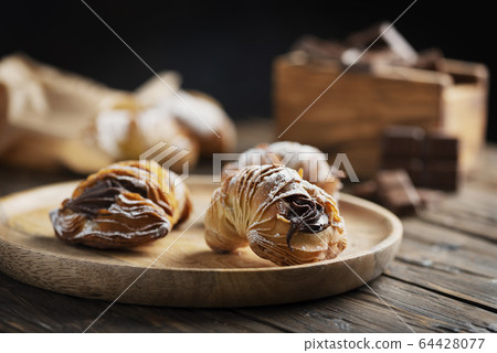 dessert of Naples aragosta dessert of Naples aragosta 64428077