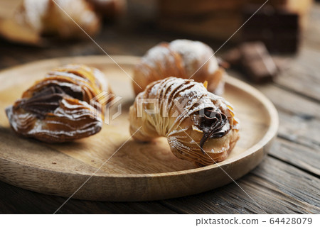 dessert of Naples aragosta dessert of Naples aragosta 64428079