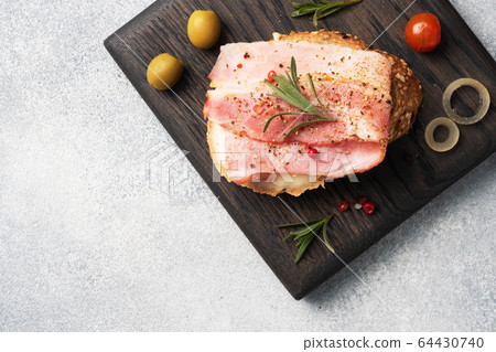 Wholegrain bread sandwiches with cream cheese, Wholegrain bread sandwiches with cream cheese, 64430740