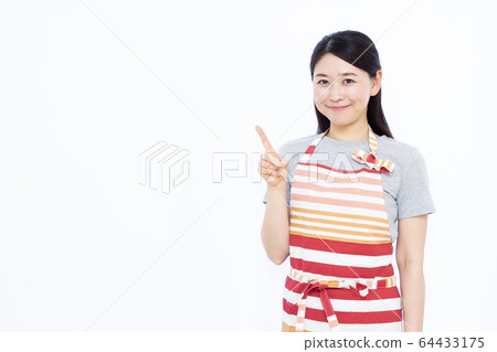 30多歲的家庭主婦 64433175