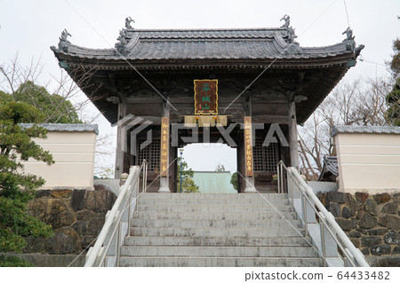 [88 places in Shikoku] 40th Fudasho, New Year's Kanjizai Sanmon, Ainan Town, Minamiuwa District, Ehime Prefecture 64433482