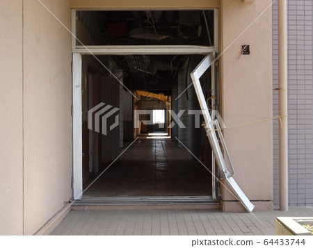 東日本大地震中ham小學 64433744