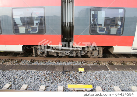 鉸接車輛的中間轉向架 鉸接車輛的中間轉向架 64434594