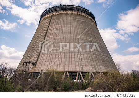 Cooling tower of the fifth power Chernobyl 64435323
