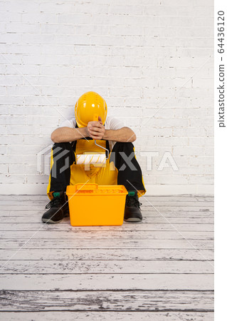 With long and monotonous work, fatigue makes itself felt. With long and monotonous work, fatigue makes itself felt. 64436120