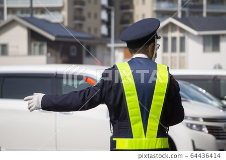 停車警衛 64436414
