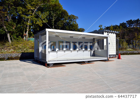 Temporary facility at the Olympic venue where preparation was suspended 64437717
