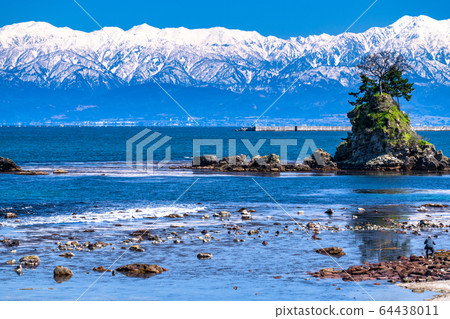 <富山縣>天原海岸，名和，立山山脈 64438011