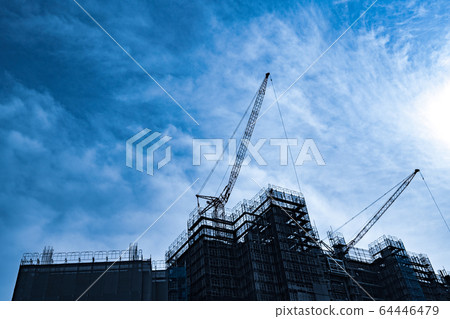 Construction site of condominium 64446479