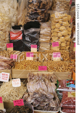 Sea cucumbers and scallops that were dried and sold at a dry food store west of Tokusuke Road, Hong Kong. 64447225