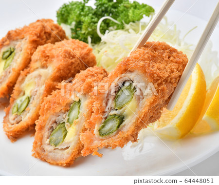 Fried asparagus meat 64448051