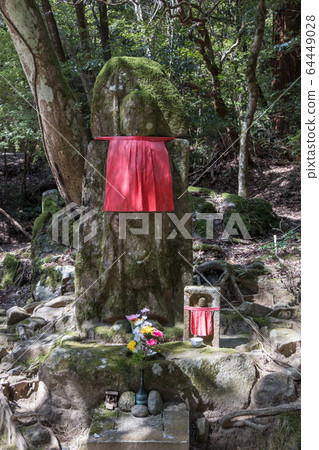 Kasugayama Promenade, Niseki Jizo Kasugayama Promenade, Niseki Jizo 64449028