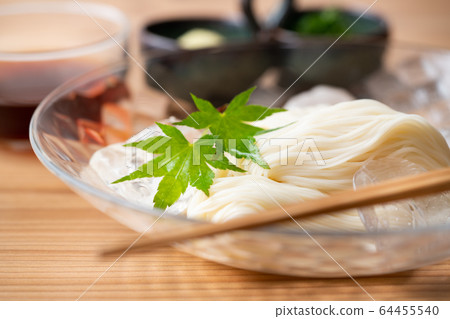 麺 64455540