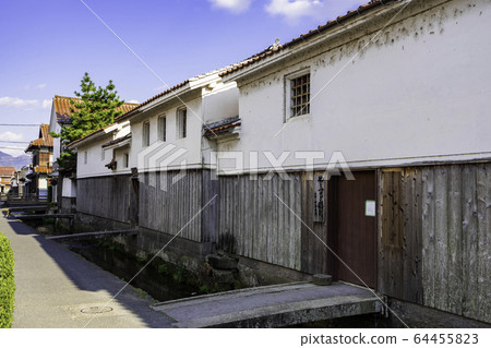 倉吉市內吹玉山川傳統建築保護區（鳥取縣倉吉市） 64455823