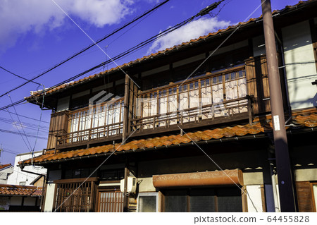Kurayoshi City Uchibuki Tamagawa Traditional Buildings Preservation District (Kurayoshi City, Tottori Prefecture) 64455828