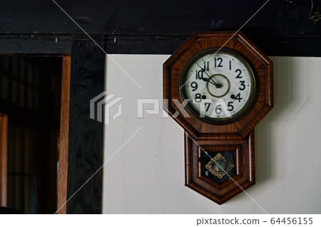 Old clock Old clock 64456155