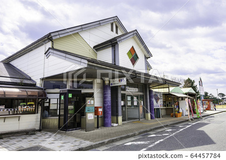Road Station Daiei Kitaei-cho, Tohaku-gun, Tottori Prefecture 64457784