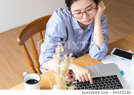 Home work freelance self-management 64458180