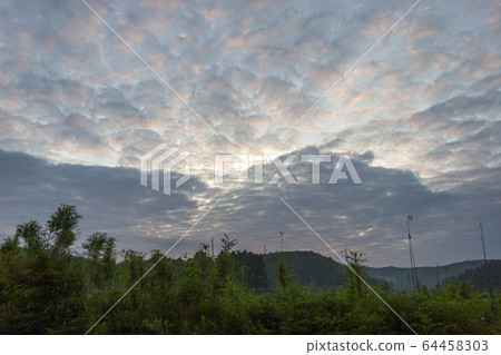 Noto Peninsula in the early morning Noto Peninsula in the early morning 64458303
