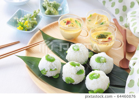 Broad beans rice ball Broad beans rice ball 64460876