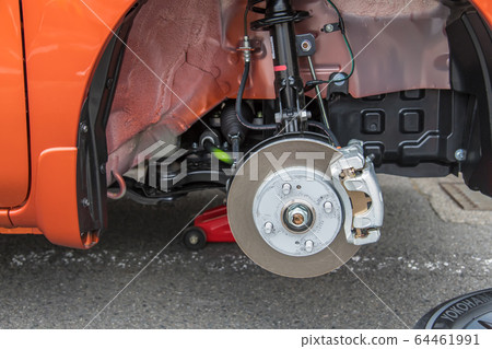 [Car suspension] 64461991