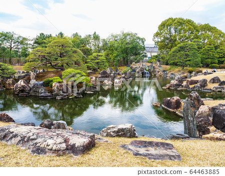 Kyoto Nijo Castle Ninomaru Garden 64463885