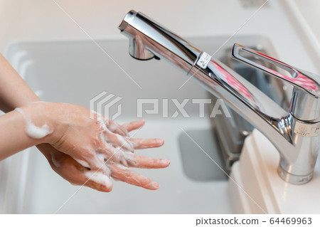 Antivirus alcohol disinfection 64469963