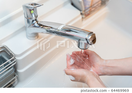 Antivirus alcohol disinfection 64469969