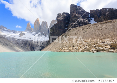 Base Las Torres viewpoint, Torres del Paine, Chile 64472307