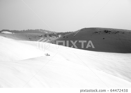 Mountain landscape in winter season. Mount Grappa 64472438