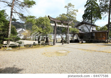 Urashima Shrine 64477586
