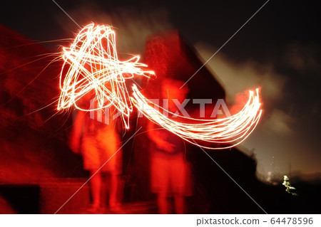 煙花 64478596