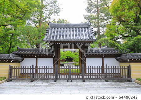 Fukuoka Jotenji Nakamon 64486242