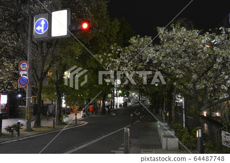 緊急聲明下的京都河原町景觀_攝於4月17日 64487748