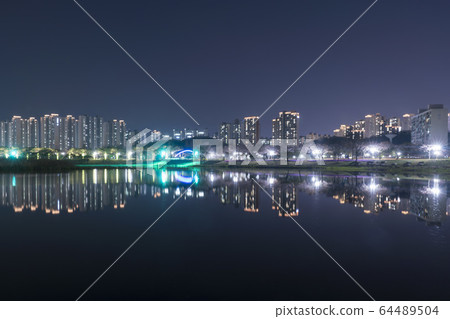 京畿道安山市畫廊水庫 64489504