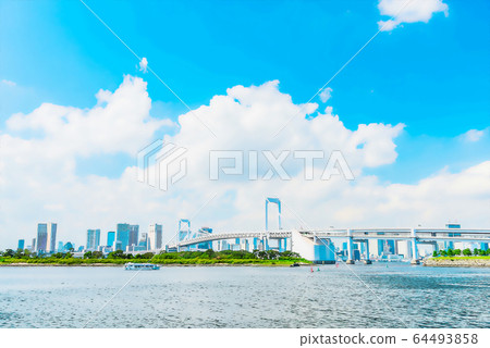 白天的彩虹橋,動漫風格 白天的彩虹橋,動漫風格 64493858