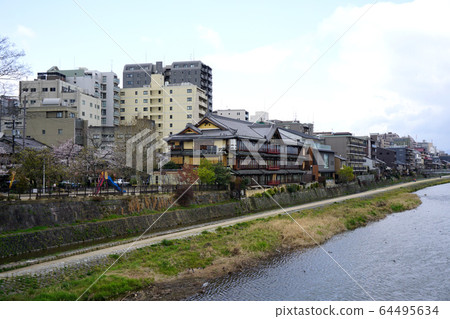 View from Gojo Ohashi, Kyoto Tsurusei 64495634