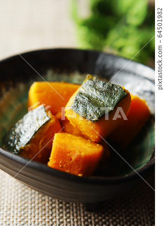 Boiled pumpkin  Boiled pumpkin  64501982