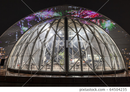 Hangang Cafe 64504235