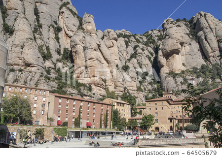 蒙特塞拉特,西班牙的洛磯山脈 蒙特塞拉特,西班牙的洛磯山脈 64505679