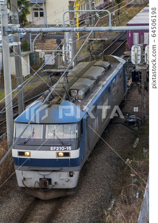 EF 210 Towing freight train 64506198