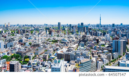 東京天空樹和東京都文京區周圍的城市景觀 東京天空樹和東京都文京區周圍的城市景觀 64507547