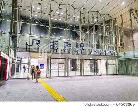 Tokyo Station Nihonbashi mouth 64508869