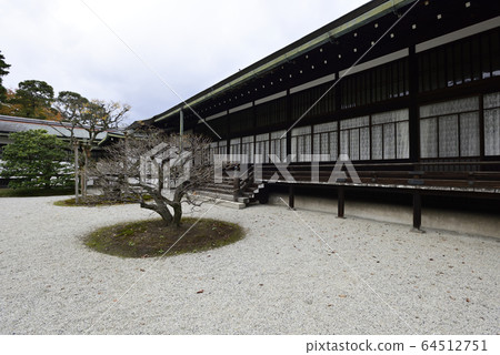 京都大宮皇宮Ochumi門和南花園 京都大宮皇宮Ochumi門和南花園 64512751